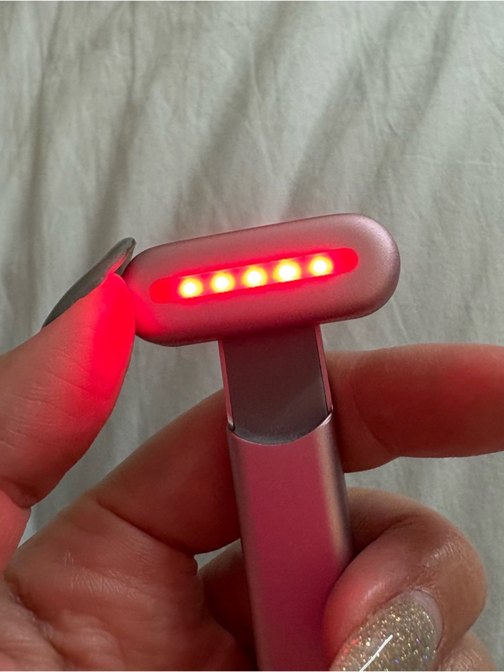 Solawave Red Light Therapy LED Wand - Ombré edition - Picture 9 of 12